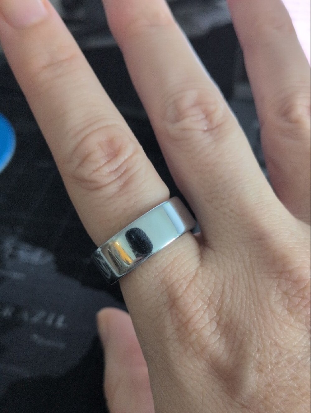 Oura Ring 4 Silver Finish - Picture 6 of 6